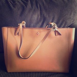 Tory Burch York Bucket Bag